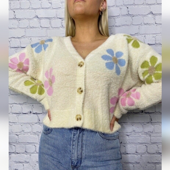 Lush Cropped Viscose Fuzzy Button Front Colorful Daisy Cardigan NWOT - Picture 1 of 11